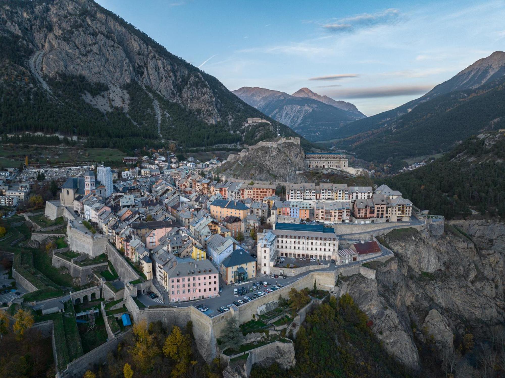 Hotel Vauban Briancon Serre Chevalier المظهر الخارجي الصورة